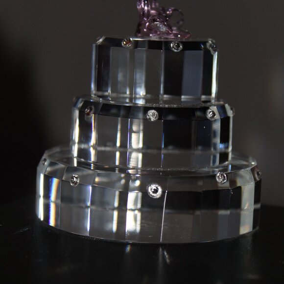 SIMON DESIGNS Crystal 3 Tier Cake Paperweight FLOWER Decoration On Top - Picture 6 of 6